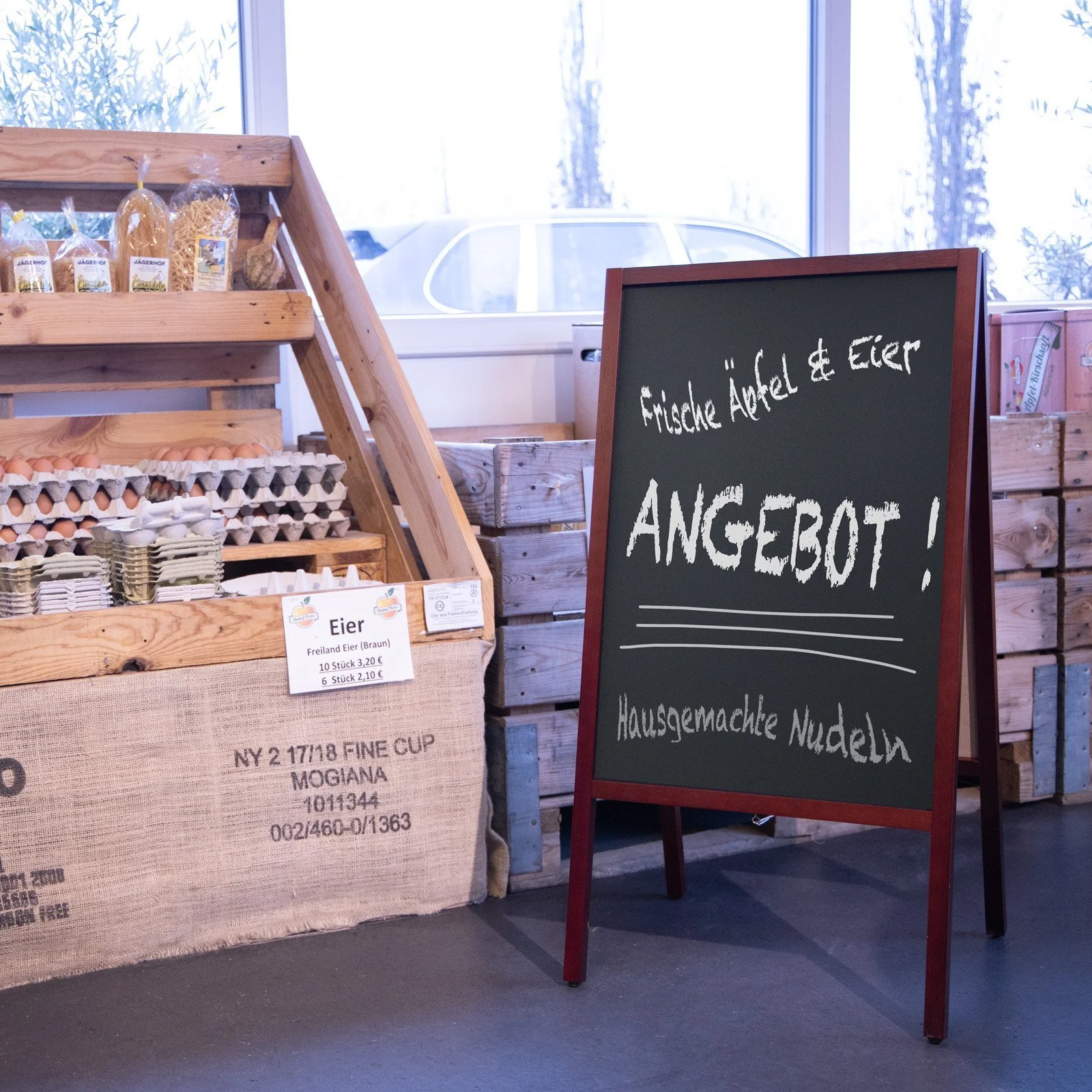 Kundenstopper | Kreidetafel | Mit Holzrahmen | Für Innen & Außenbereiche - Image 6